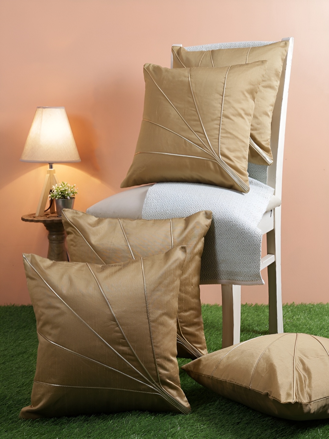 

Aura Beige 5 Pieces Geometric Square Cushion Covers