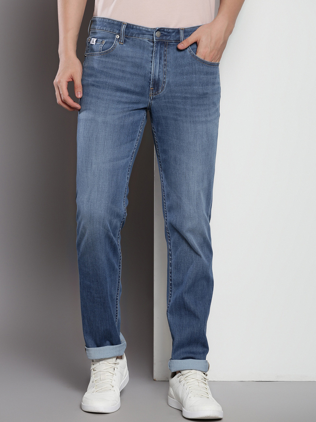

Calvin Klein Men Mid-Rise Light Fade Jeans, Blue
