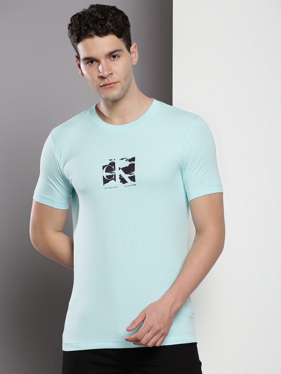 

Calvin Klein Round Neck Casual Slim Fit T-shirt, Blue