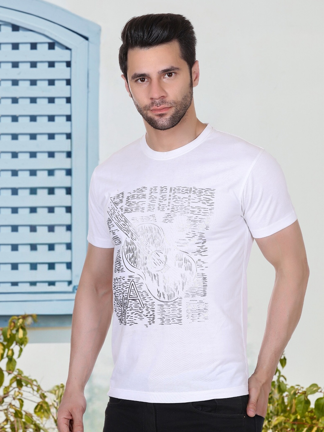 

AXMANN Graphic Printed Cotton T-shirt, White
