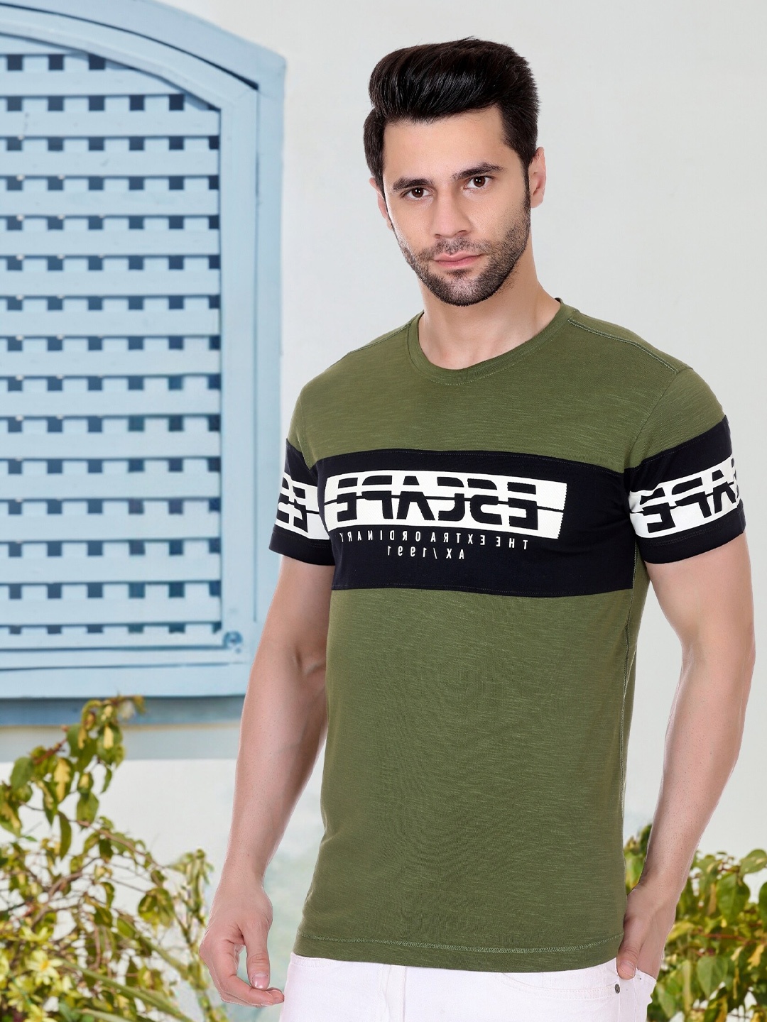 

AXMANN Typography Printed Cotton T-shirt, Green