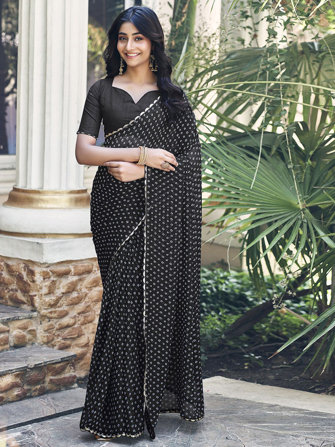 

Mitera Bandhani Printed Bandhani Saree, Black