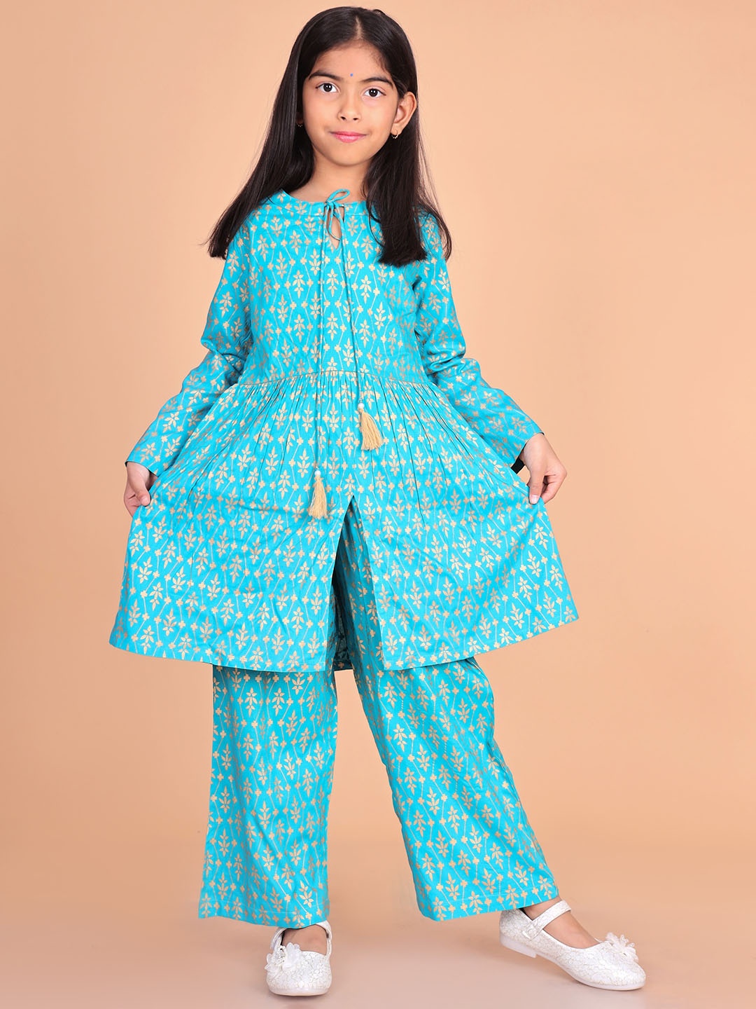 

BAESD Girls Floral Printed Kurta with Palazzos, Blue