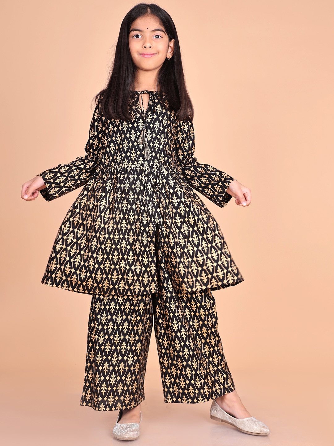 

BAESD Girls Ethnic Motifs Printed Empire Kurta with Palazzos, Black