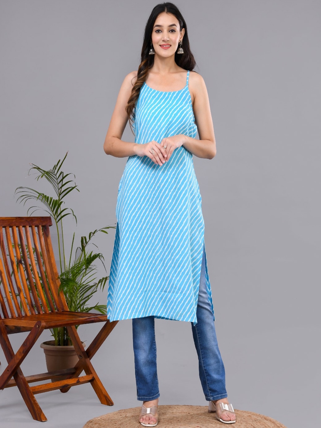 

Aspriya Leheriya Printed Kurta, Turquoise blue