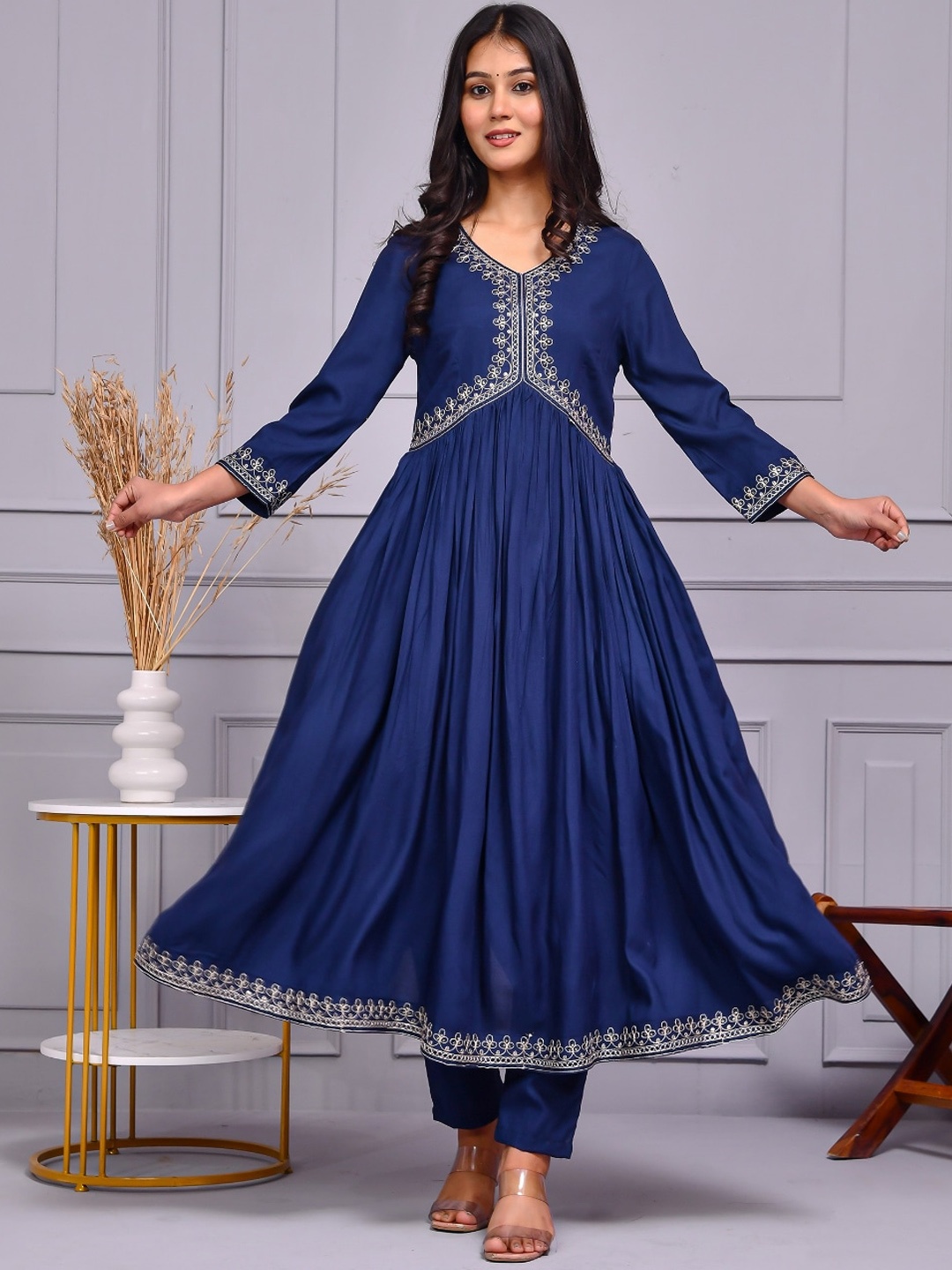 

Aspriya Women Embroidered V-Neck Pleated Kurta, Navy blue