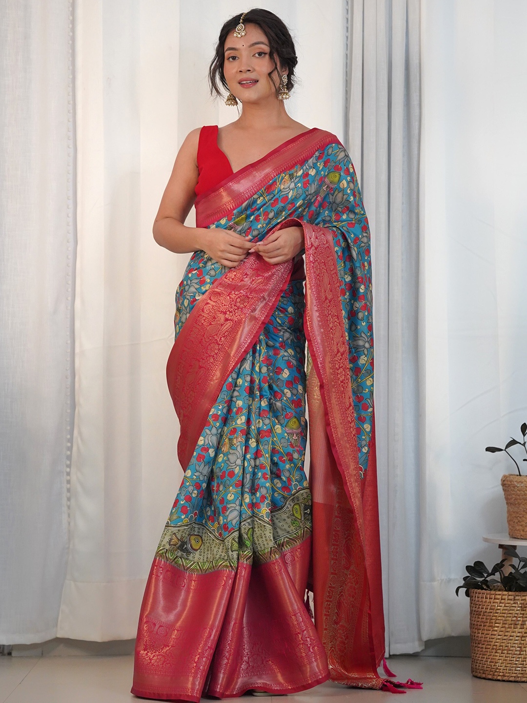 

Celeb Styles Kalamkari Printed Zari Saree, Blue
