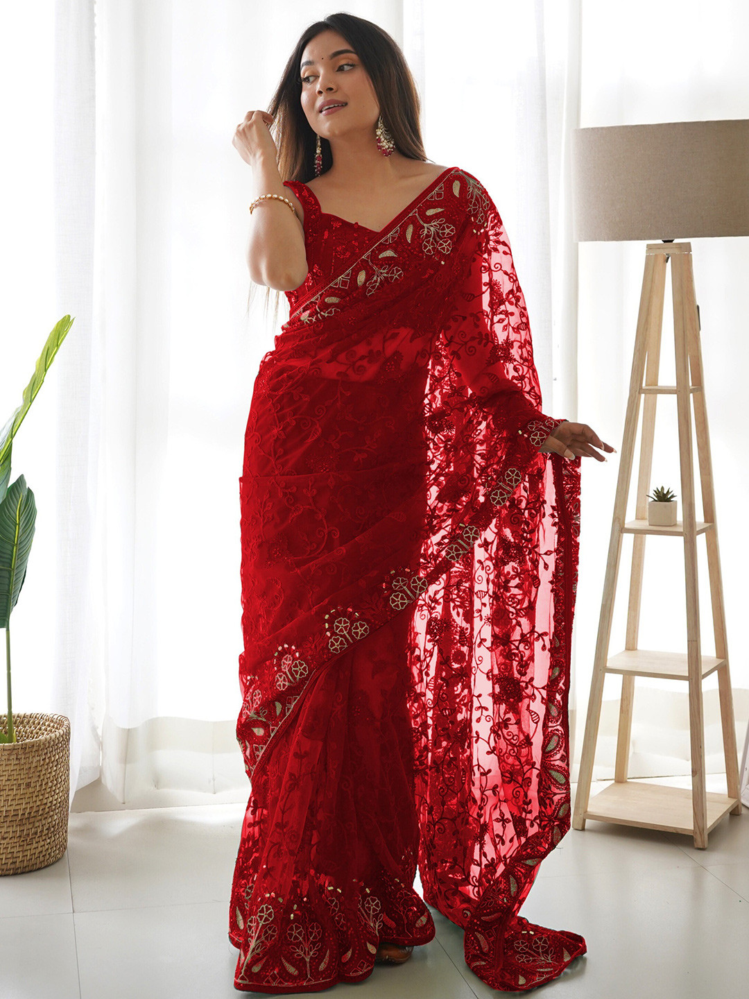 

Celeb Styles Floral Embroidered Mirror Work Net Saree, Red