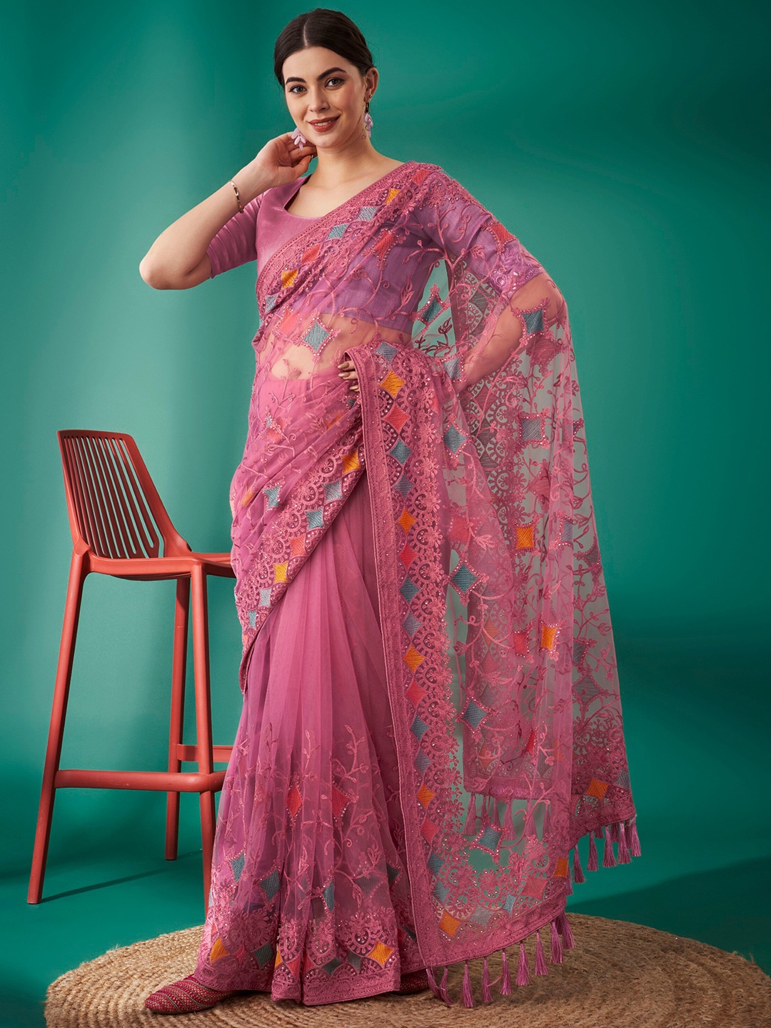 

Celeb Styles Ethnic Motifs Embroidered Net Saree, Pink