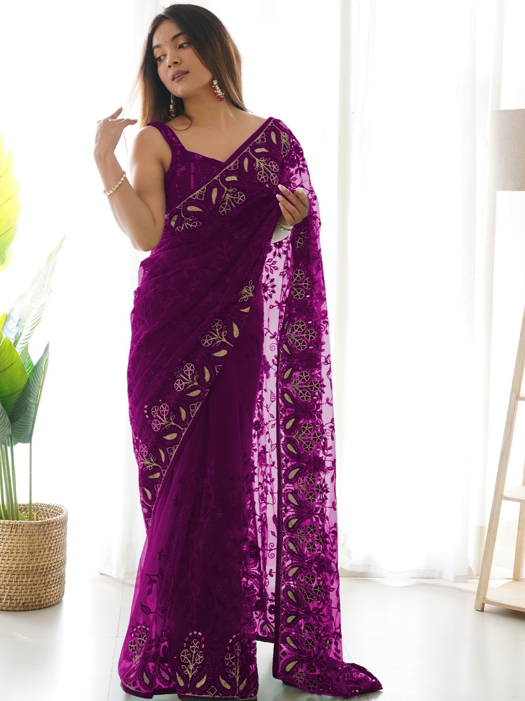 

Celeb Styles Floral Embroidered Sequinned Net Saree, Purple