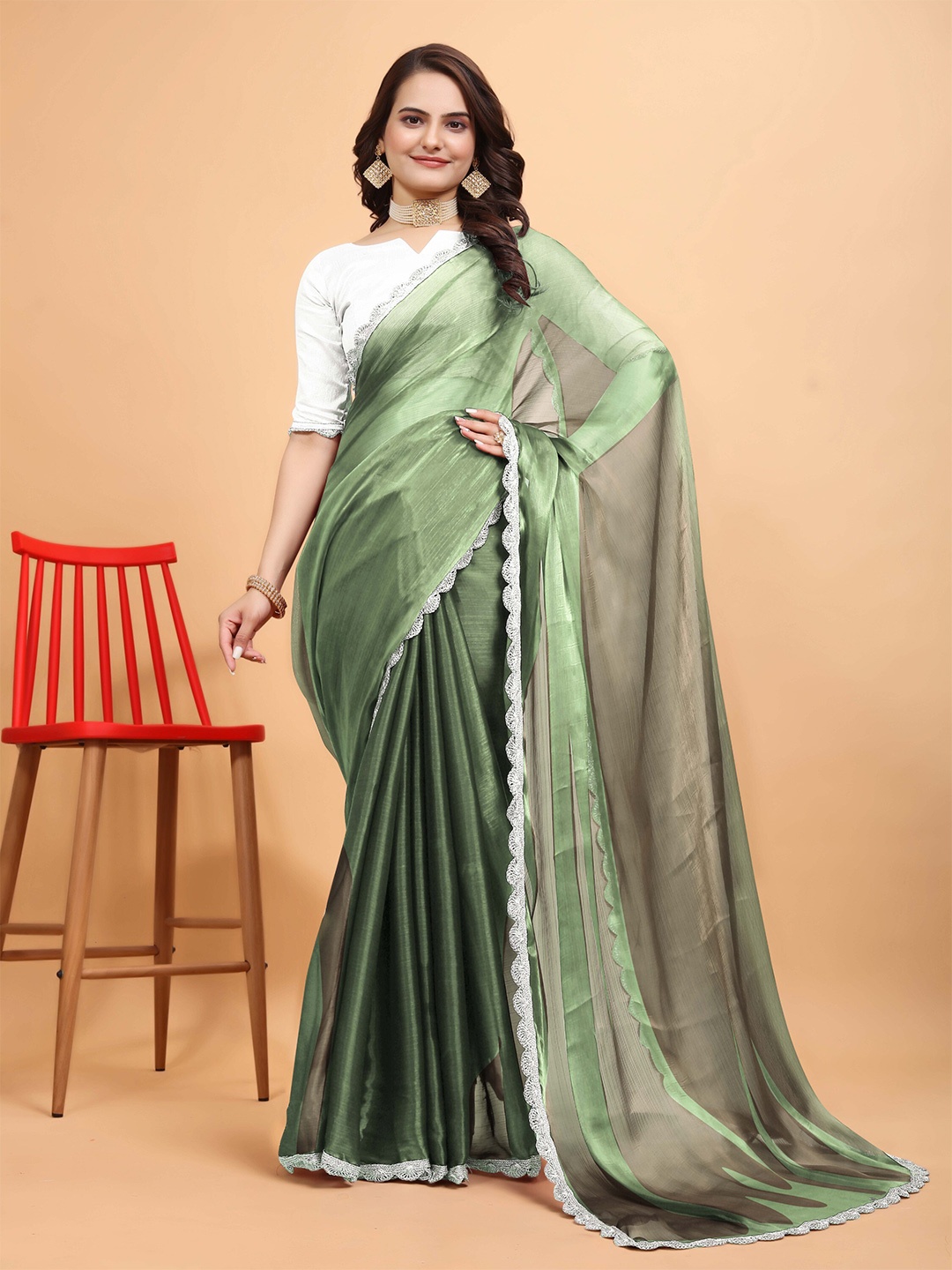 

Celeb Styles Pure Chiffon Bordered Saree, Green
