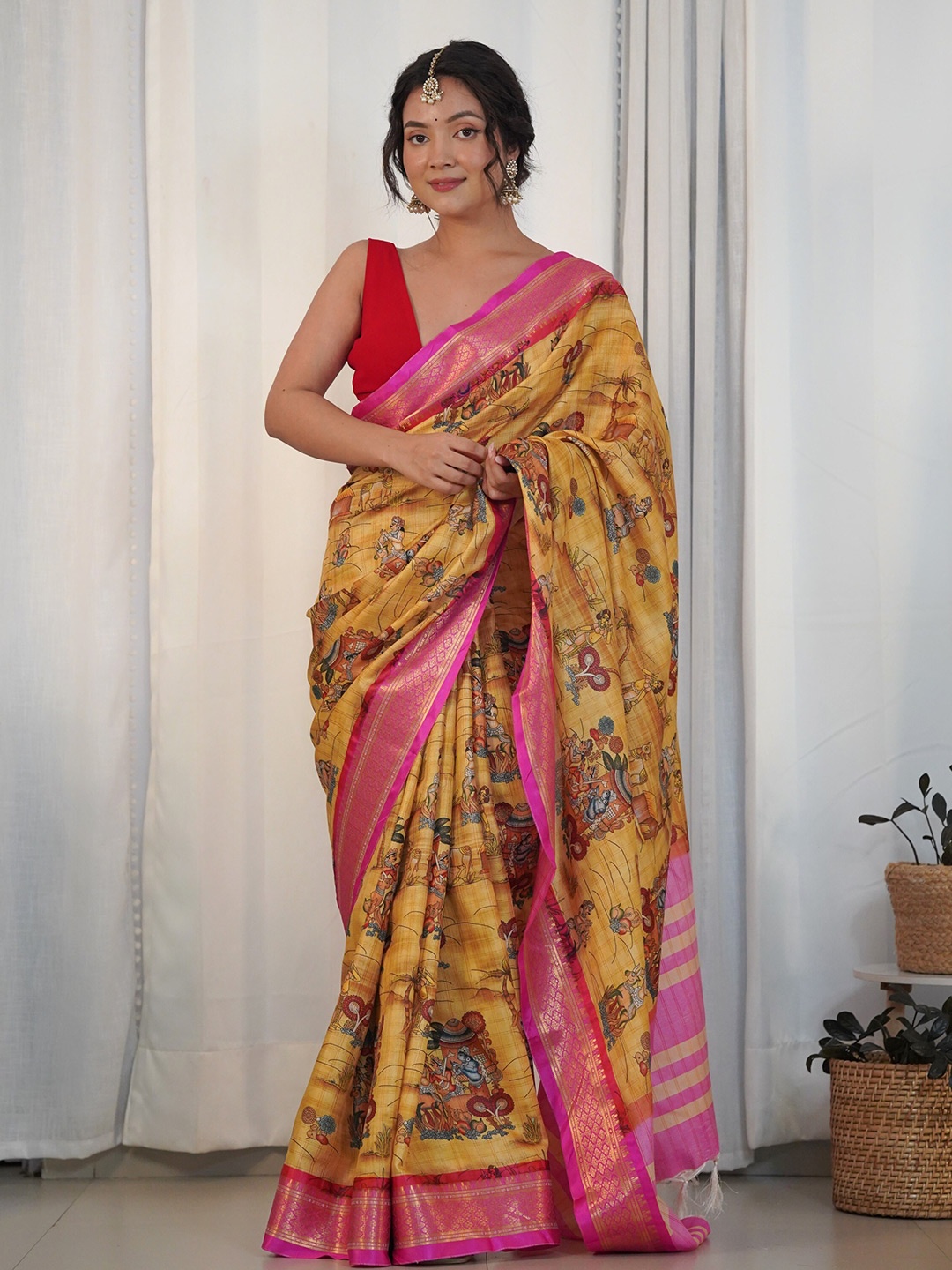 

Celeb Styles Kalamkari Printed Zari Saree, Yellow