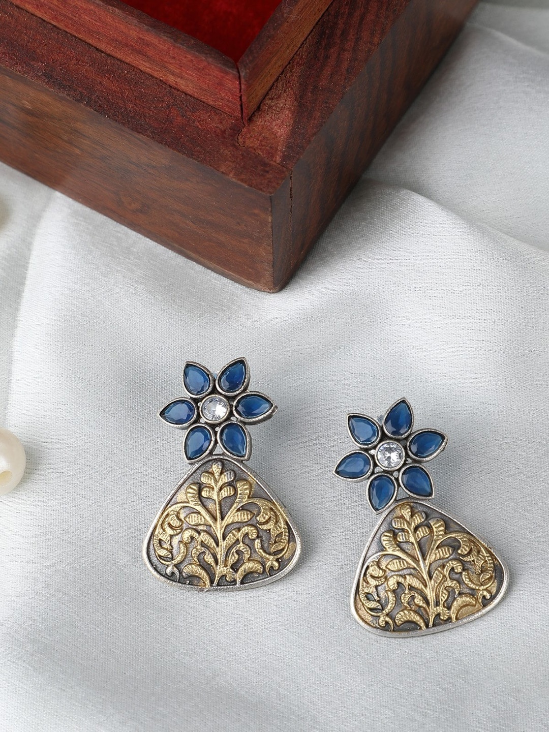 

Anouk Silver-Toned Silver-Plated Oxidised Contemporary Drop Earrings