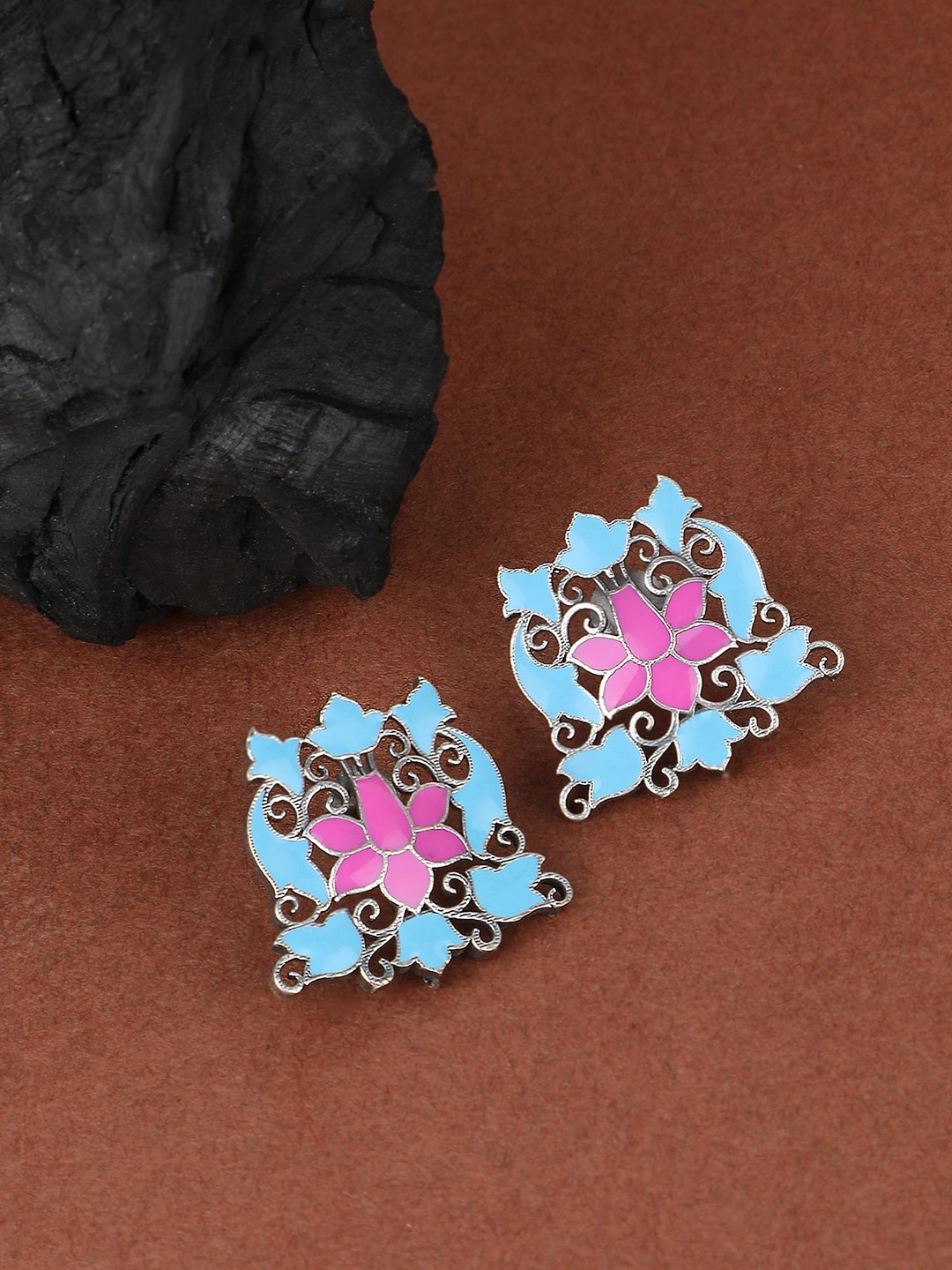 

Anouk Silver-Toned Silver-Plated Oxidised Contemporary Stud Earrings