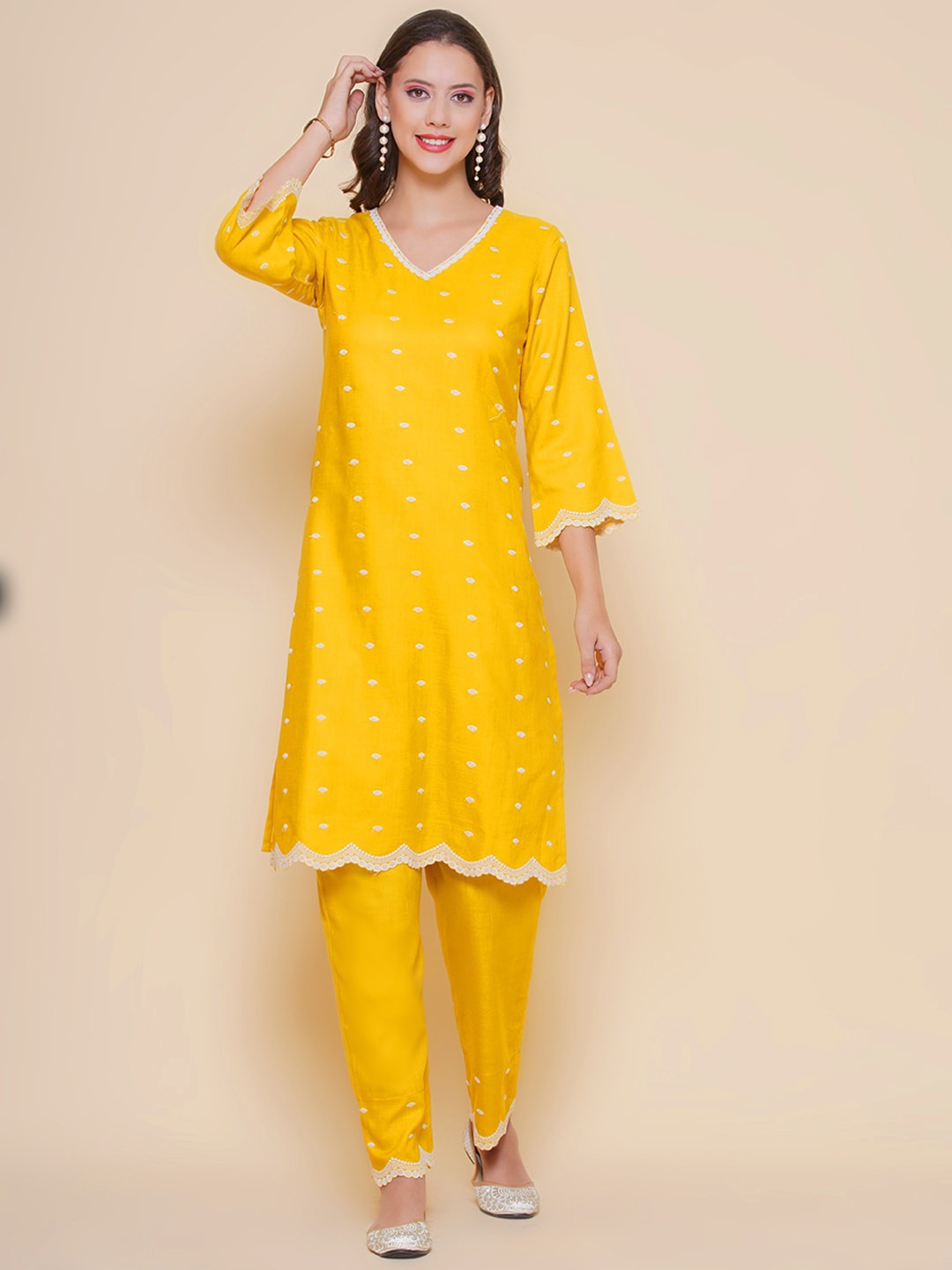 

Bhama Couture Ethnic Motifs Embroidered Straight Thread Work Kurta with Trousers, Yellow