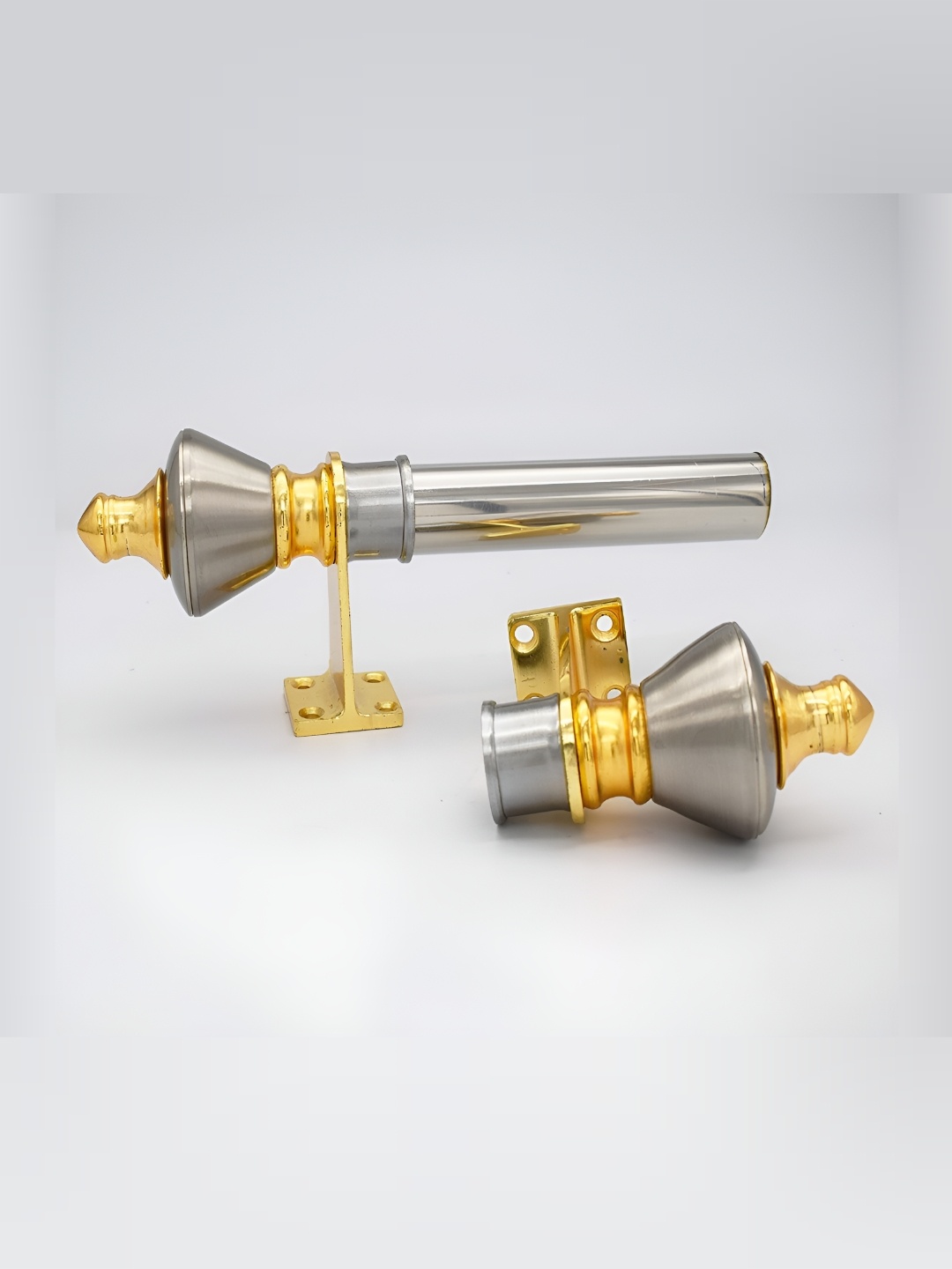 

Rab Gold-Toned 2 Pieces Metal Rod Rail Brackets, Silver