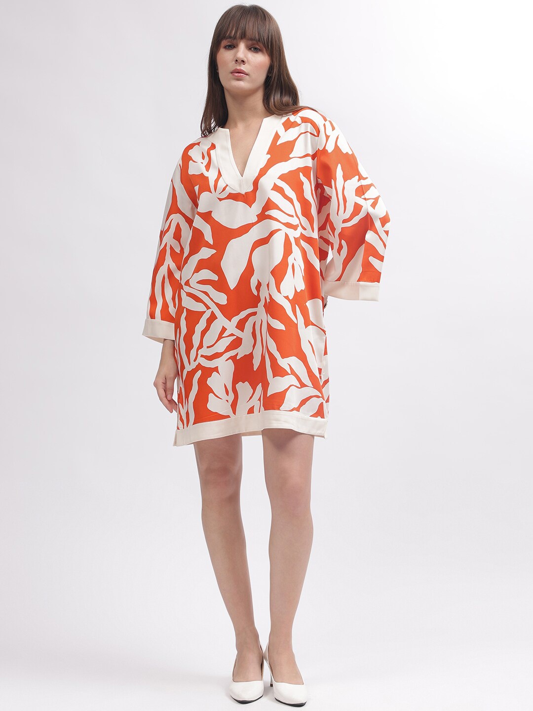 

GANT Printed V-Neck Relaxed Fit Dress, Orange