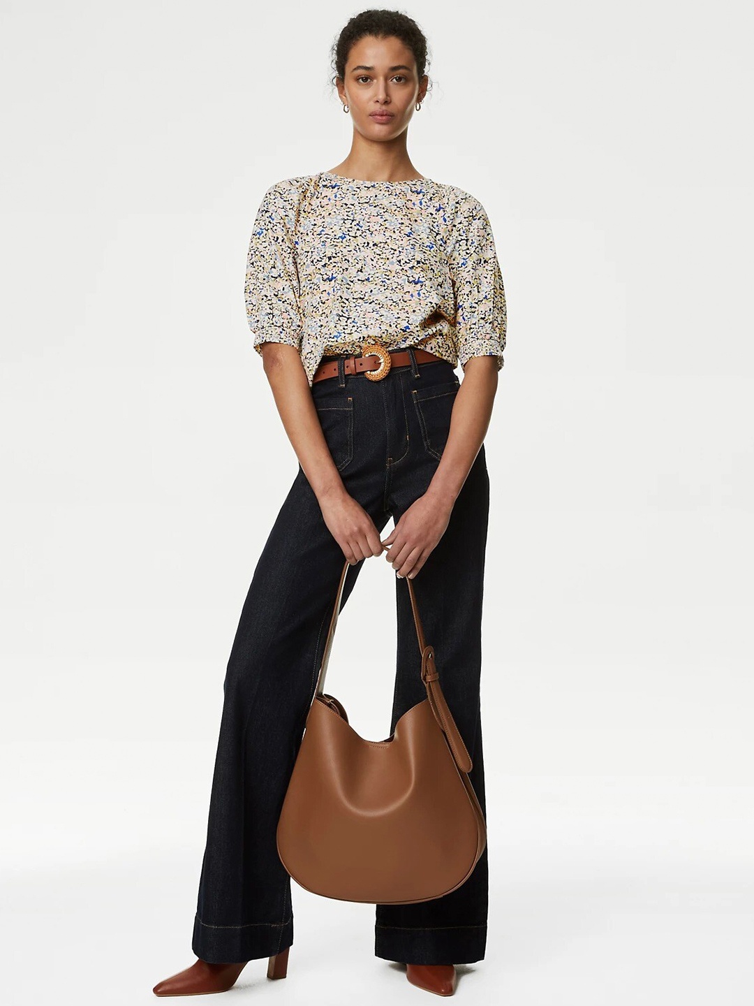 

Marks & Spencer Floral Printed Cuffed Sleeves Top, White