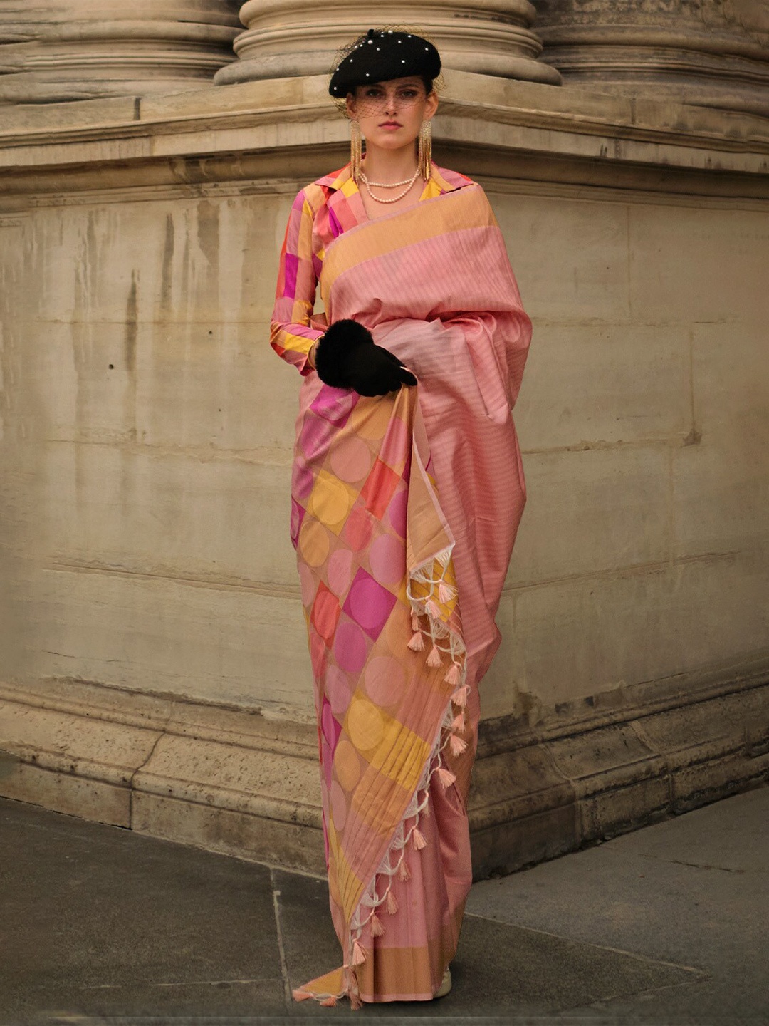 

DEVATITHI Striped Woven Design Saree, Pink