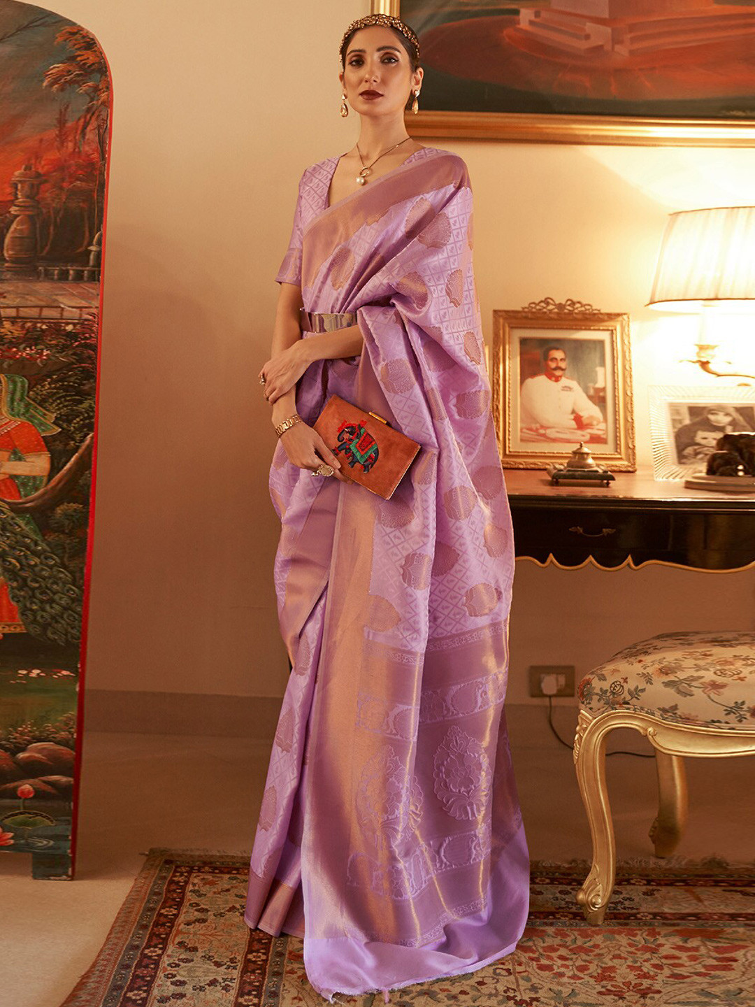 

DEVATITHI Ethnic Motifs Woven Design Banarasi Saree, Purple