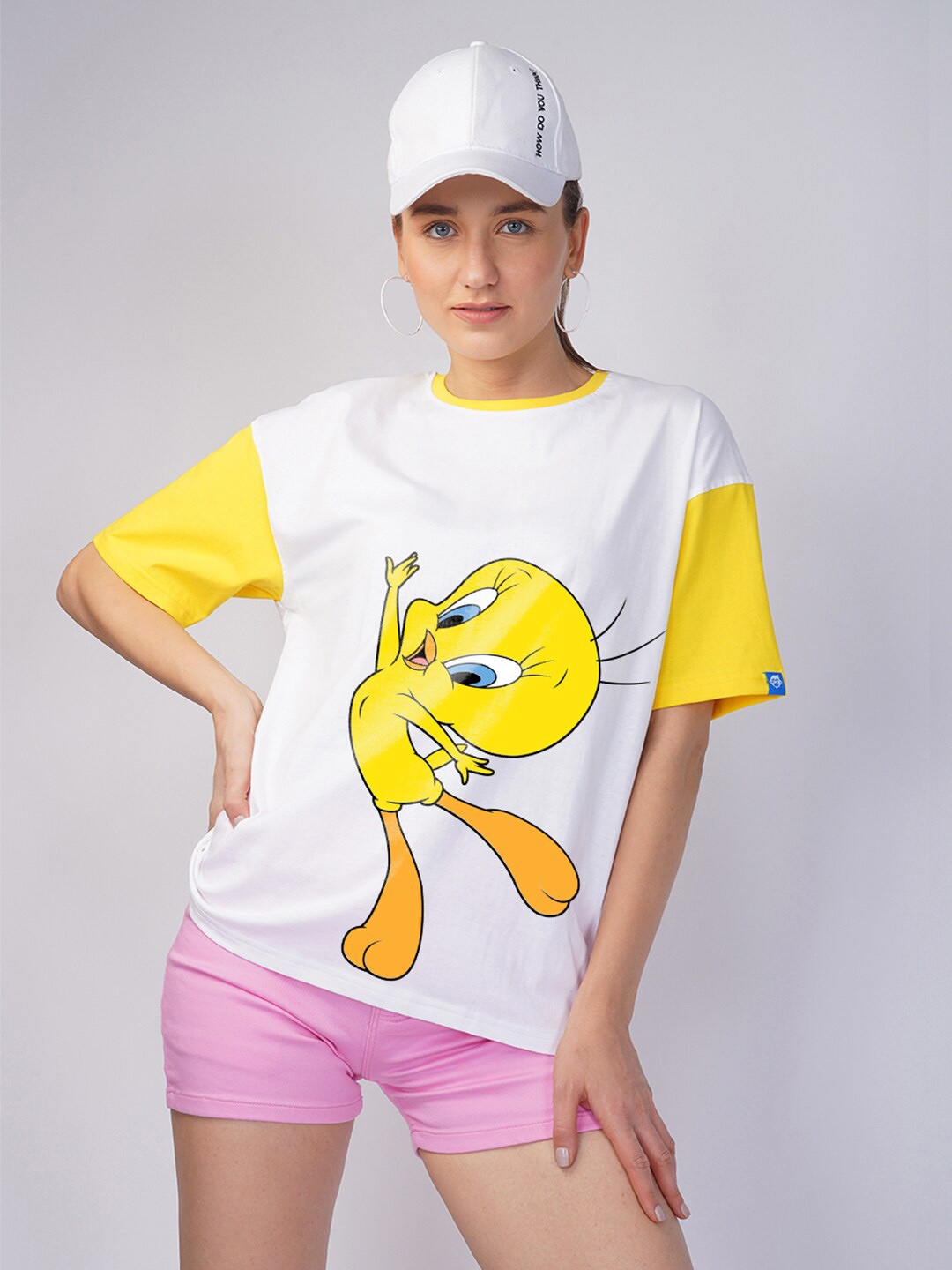 

Crazymonk Tweety Bird Printed Drop-Shoulder Sleeves Cotton Oversized T-shirt, White