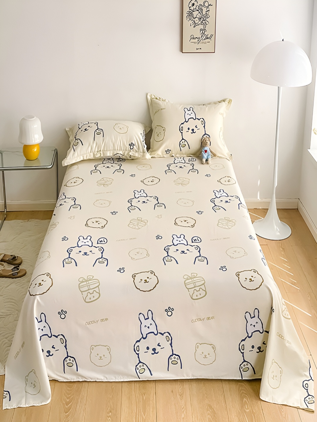 

JC HOME White & Blue Graphic Cotton 230 TC Queen Bedsheet with 2 Pillow Covers