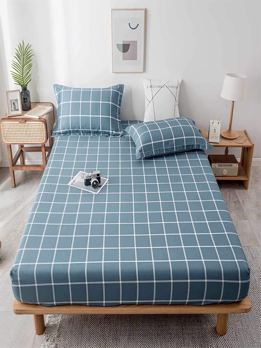 

JC HOME Blue Geometric 230 TC Cotton Fitted Single Bedsheet with 1 Pillow Covers