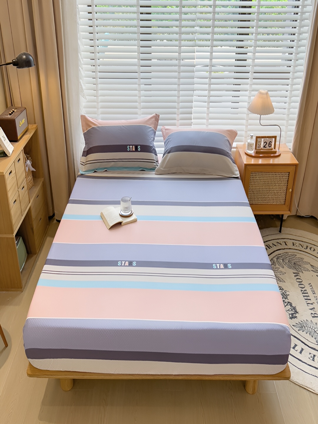 

JC HOME Blue & Peach-Coloured Striped King Fitted Bedsheet with 2 Pillow Covers