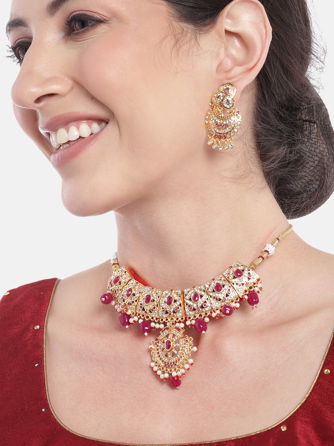 

Anouk Gold-Plated Stones-Studded & Beaded Jewellery Set