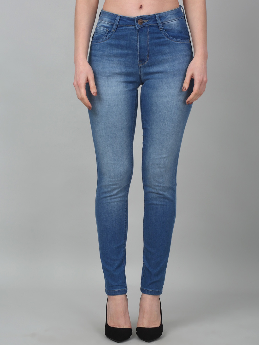 

Cantabil Women Clean Look Skinny Fit Light Fade Stretchable Jeans, Blue