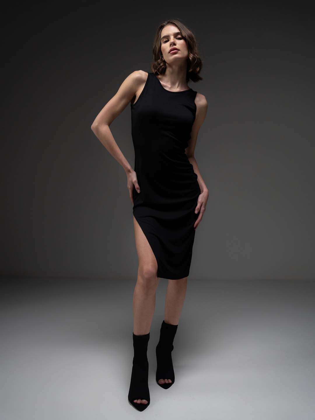 

SOTBELLA Round Neck Sheath Dress, Black