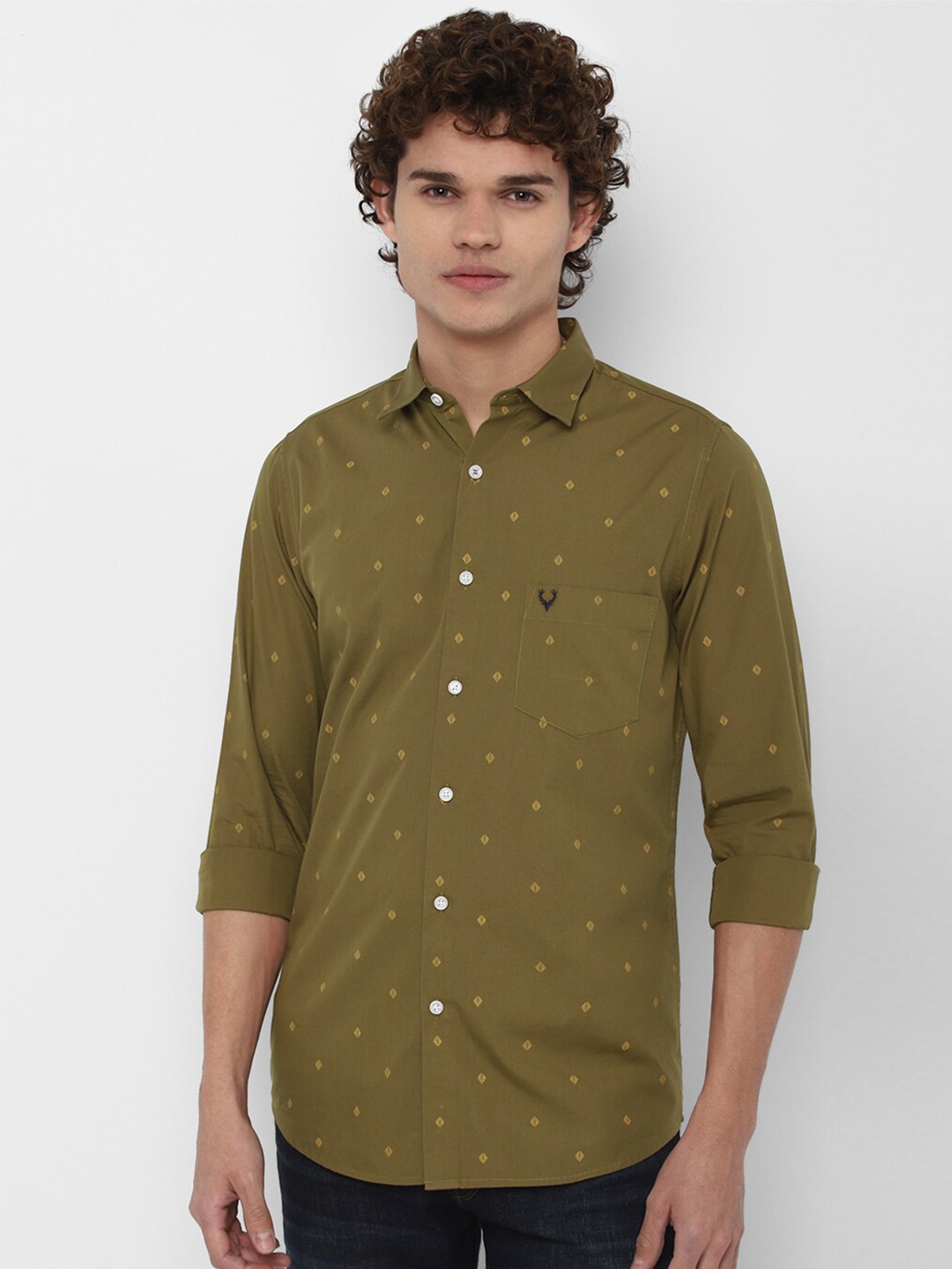 

Allen Solly Men Slim Fit Geometric Printed Pure Cotton Casual Shirt, Olive