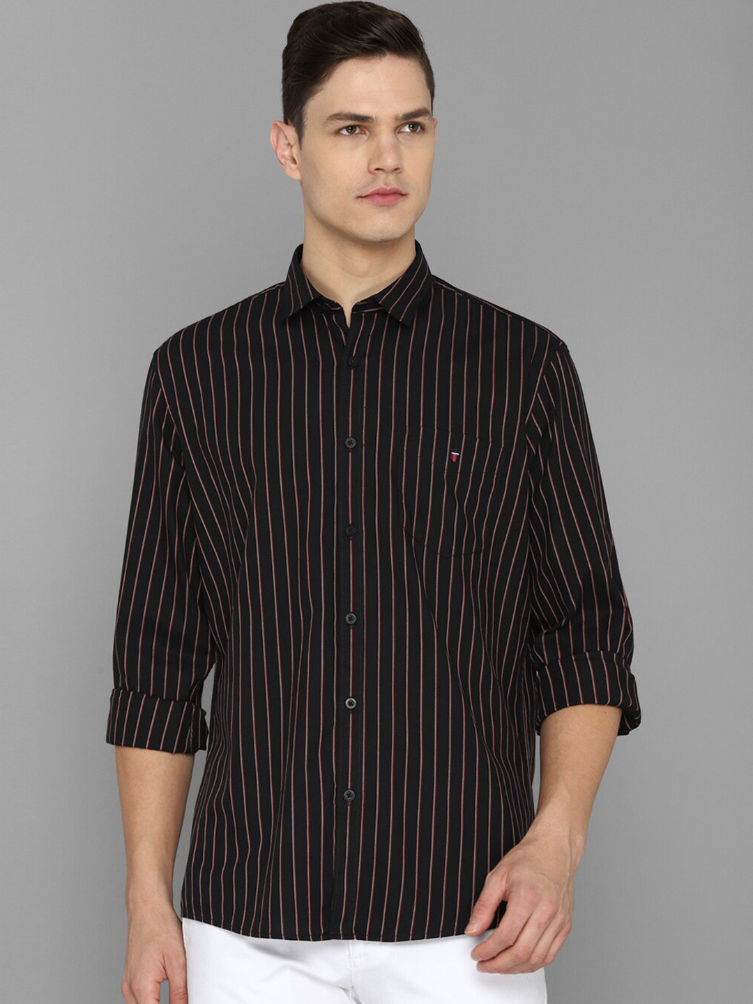 

Louis Philippe Sport Slim Fit Vertical Striped Spread Collar Pure Cotton Casual Shirt, Black