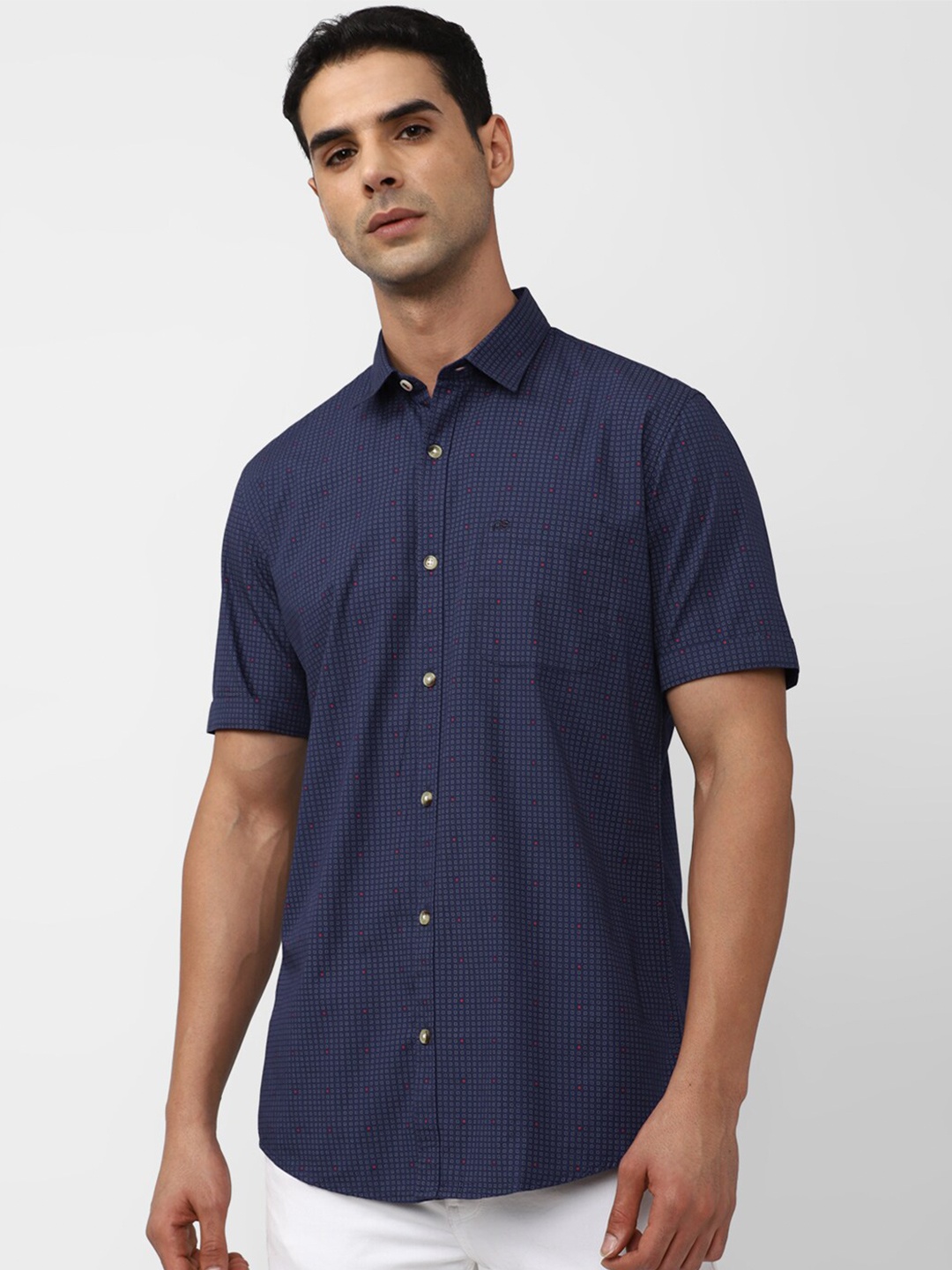 

Peter England Casuals Geometric Printed Slim Fit Pure Cotton Casual Shirt, Navy blue