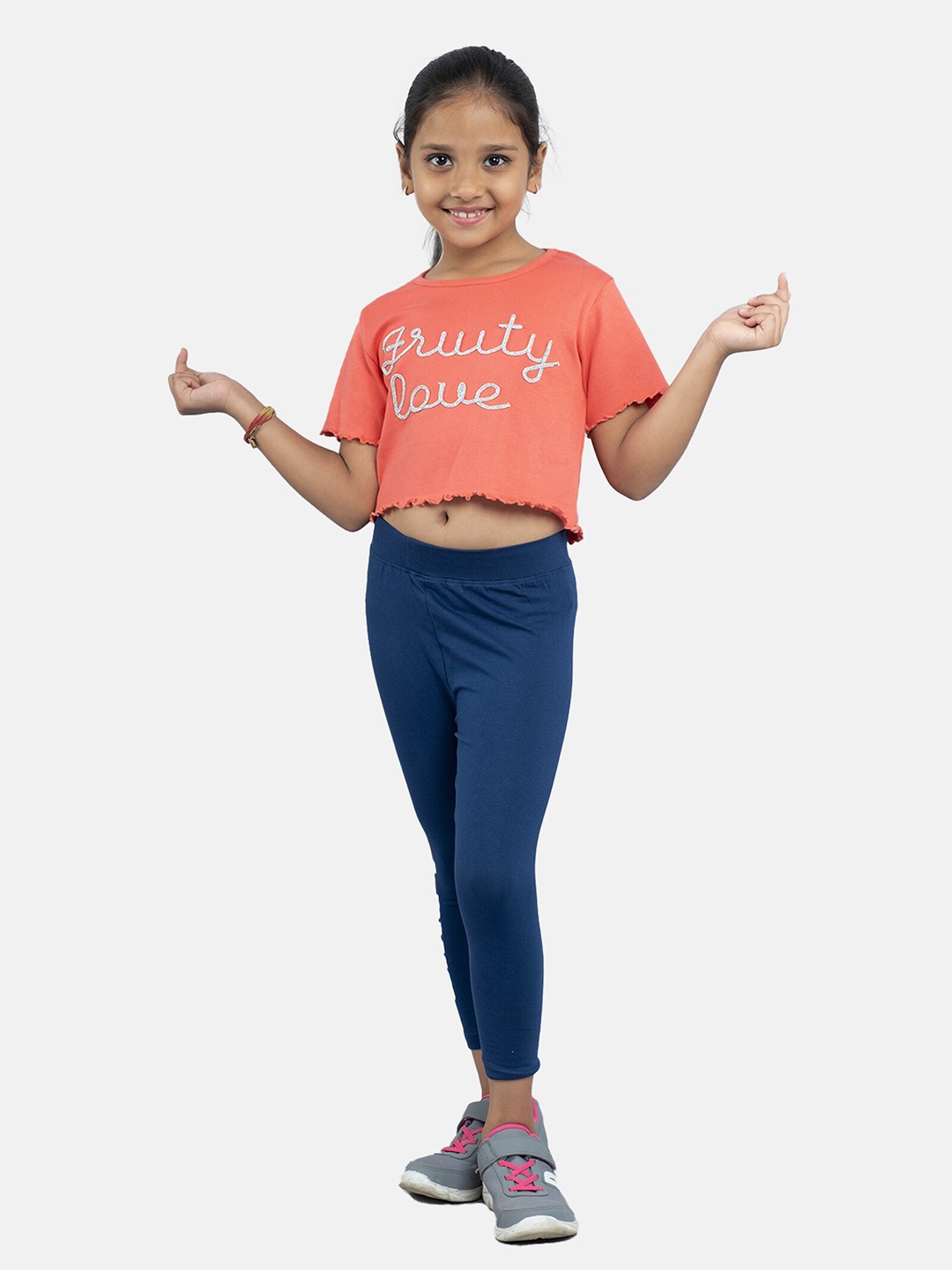 

KiddoPanti Girls Typography Printed Crop T-shirt With Leggings, Coral