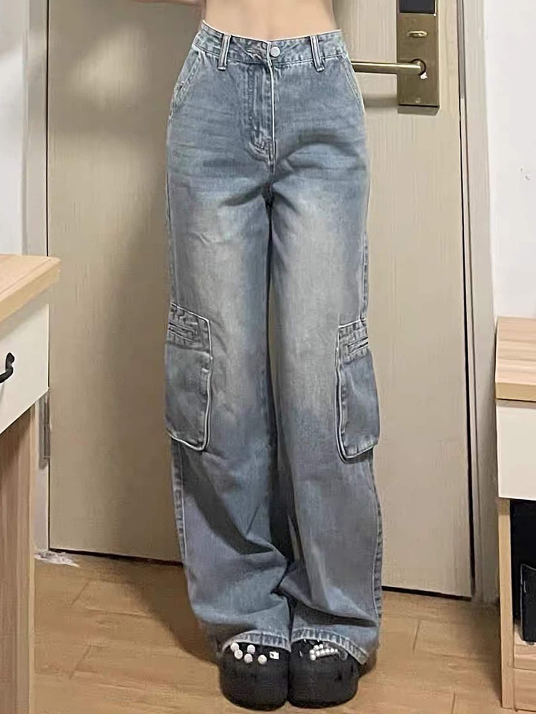 

LULU & SKY Women Straight Fit High-Rise Clean Look Heavy Fade Cargo Jeans, Blue