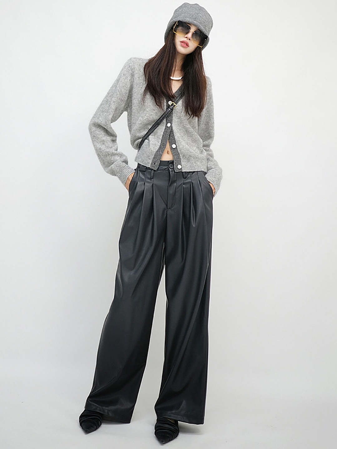 

LULU & SKY Women Flared High-Rise Pleated Parallel Trousers, Black