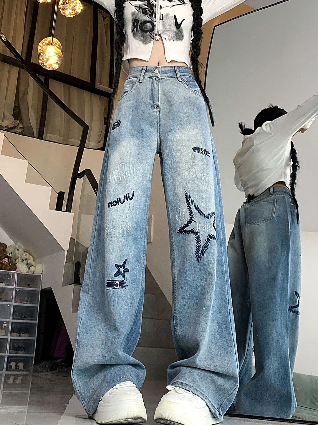 

LULU & SKY Women Straight Fit High-Rise Heavy Fade Embroidered Jeans, Blue