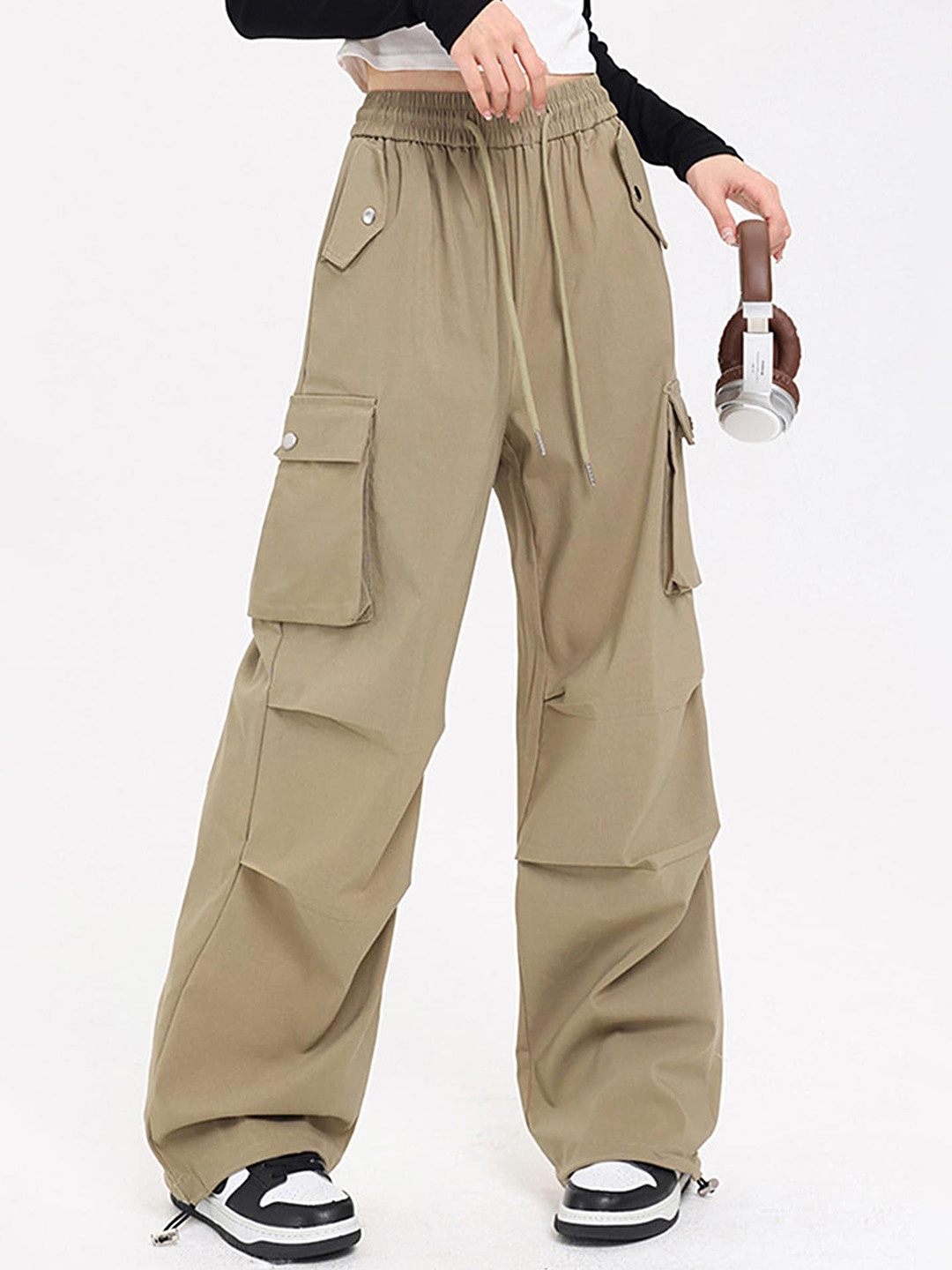 

LULU & SKY Women Loose Fit High-Rise Cargos Trousers, Khaki