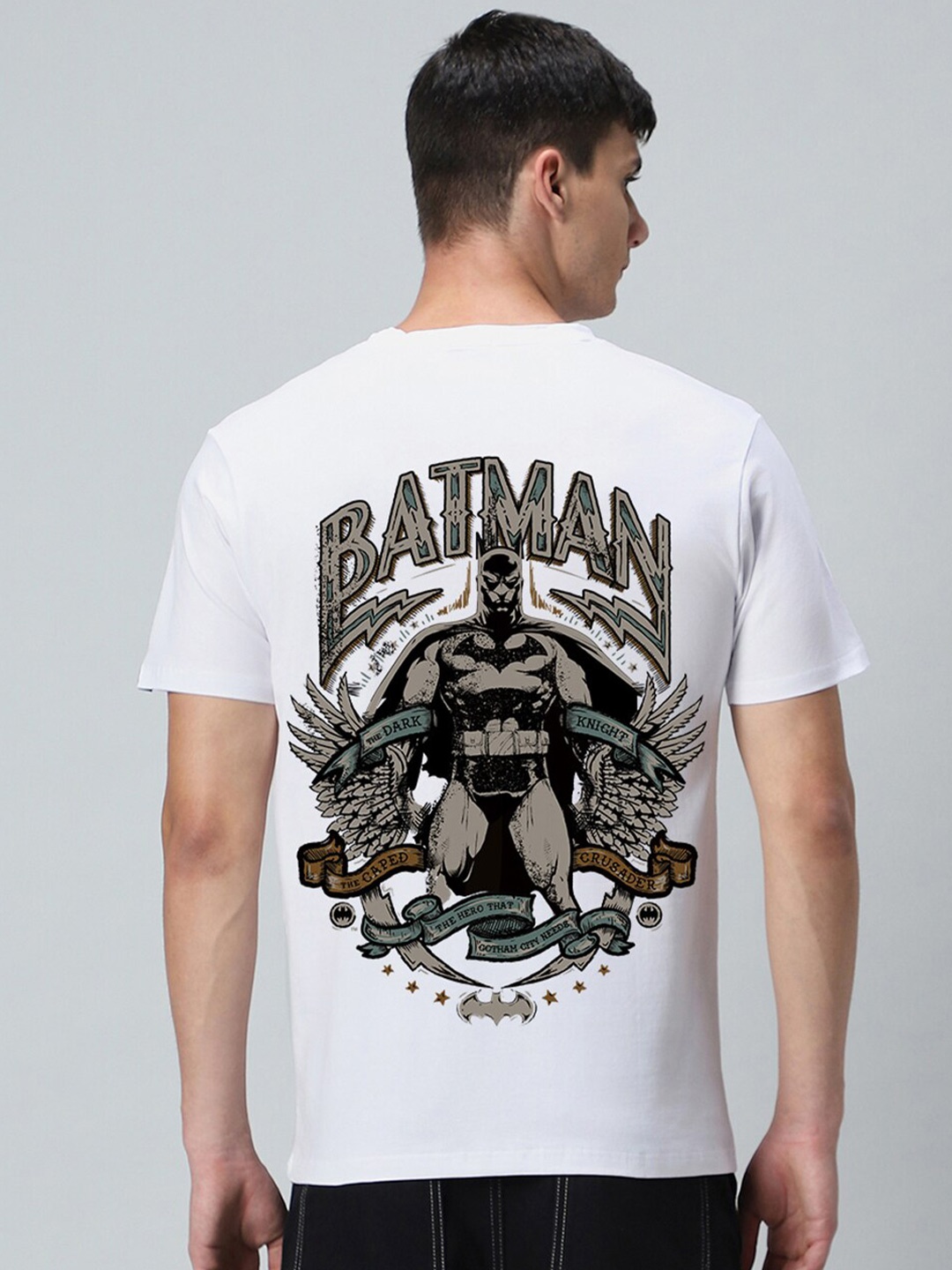 

Bewakoof Batman Printed Drop-Shoulder Sleeves Oversized Cotton T-shirt, White