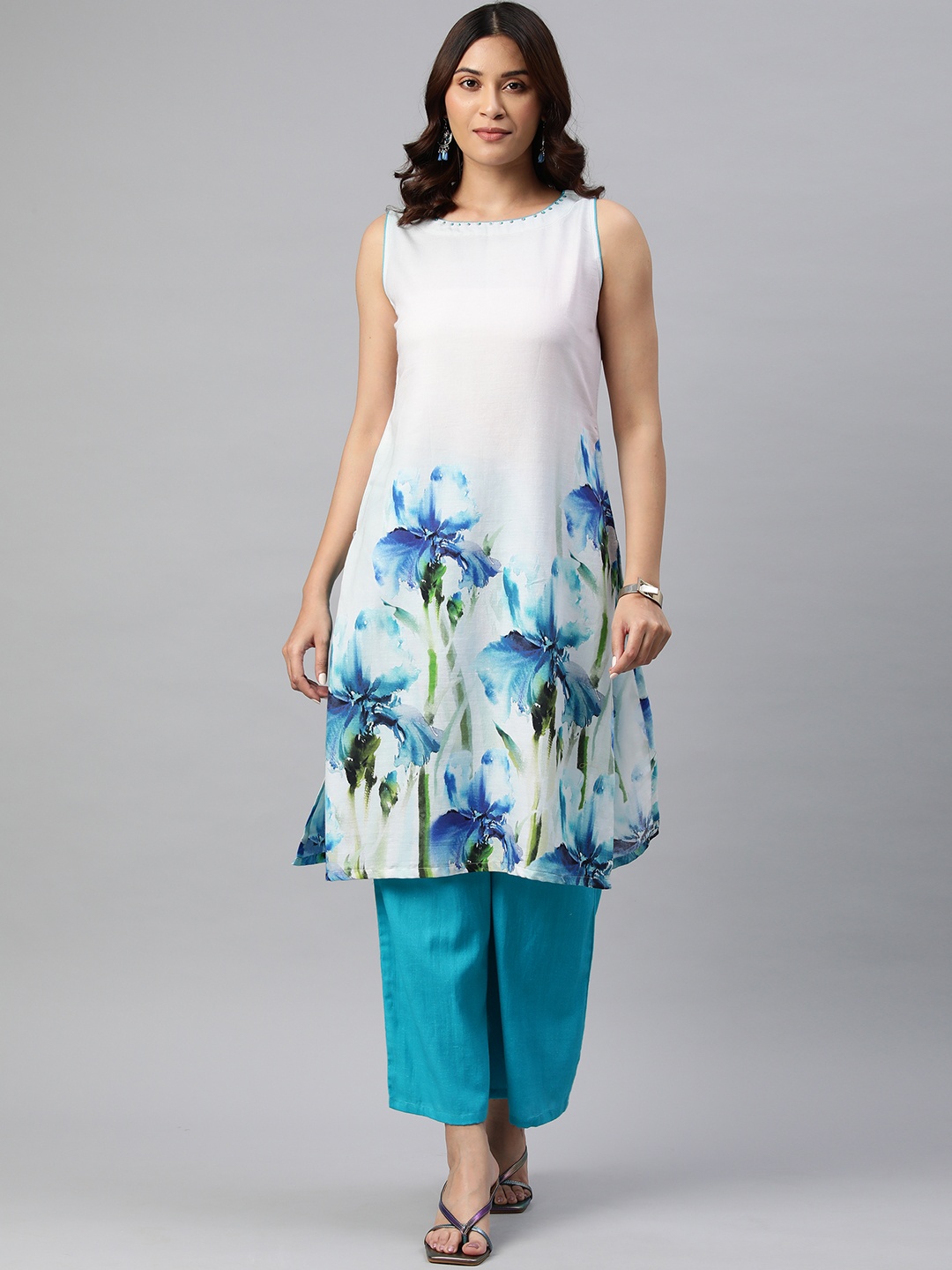 

BUTA BUTI Floral Printed Sequinned Pure Cotton Kurta with Palazzos, White