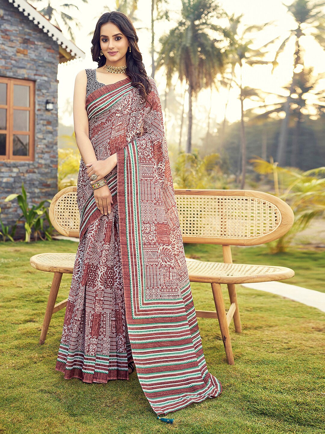 

Mitera Abstract Printed Ready To Wear Arani Saree, Mauve