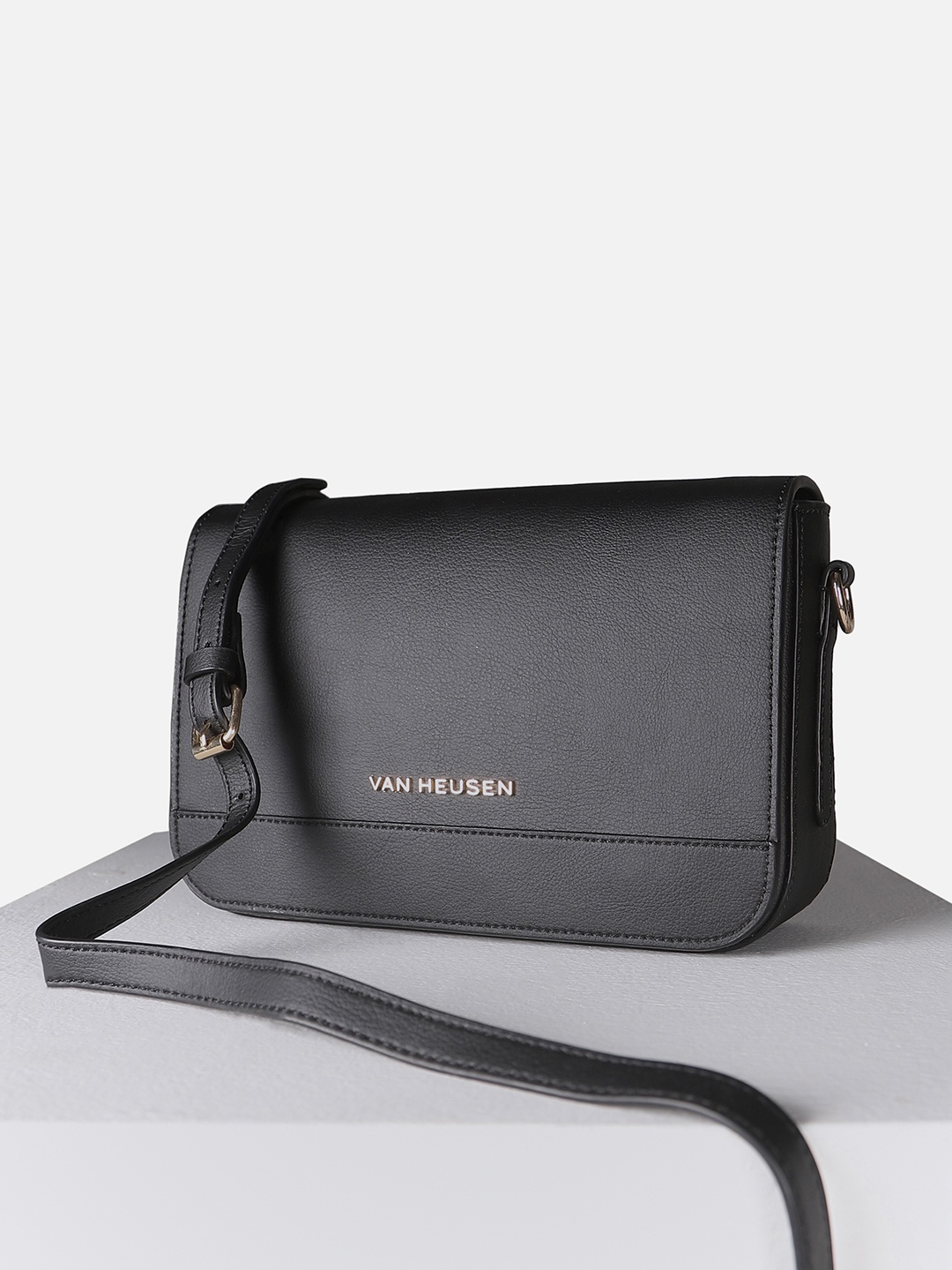 

Van Heusen Textured Sling Bag, Black