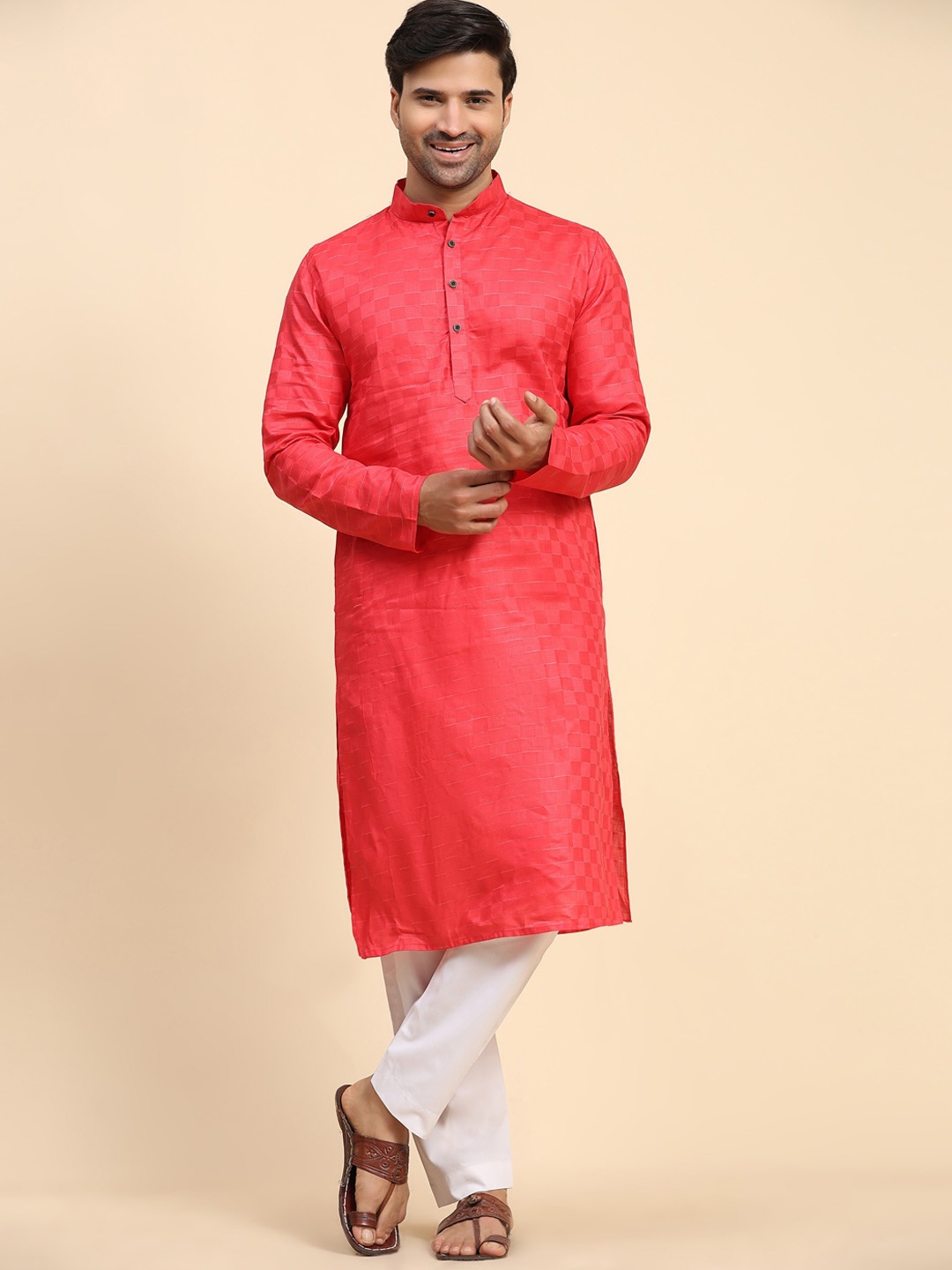 

Cult Indie Checked Woven Design Pure Cotton Straight Kurta, Red