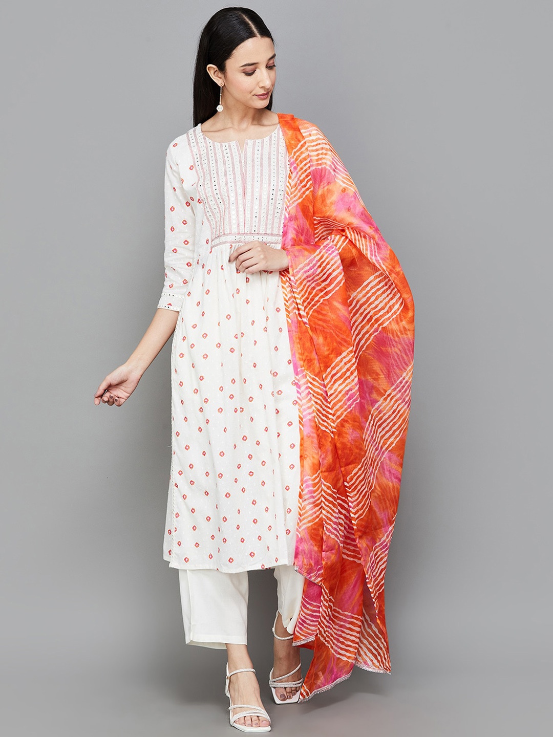 

Melange by Lifestyle Bandhani Printed Mirror Work Pure Cotton Kurta Trousers & Dupatta, Off white