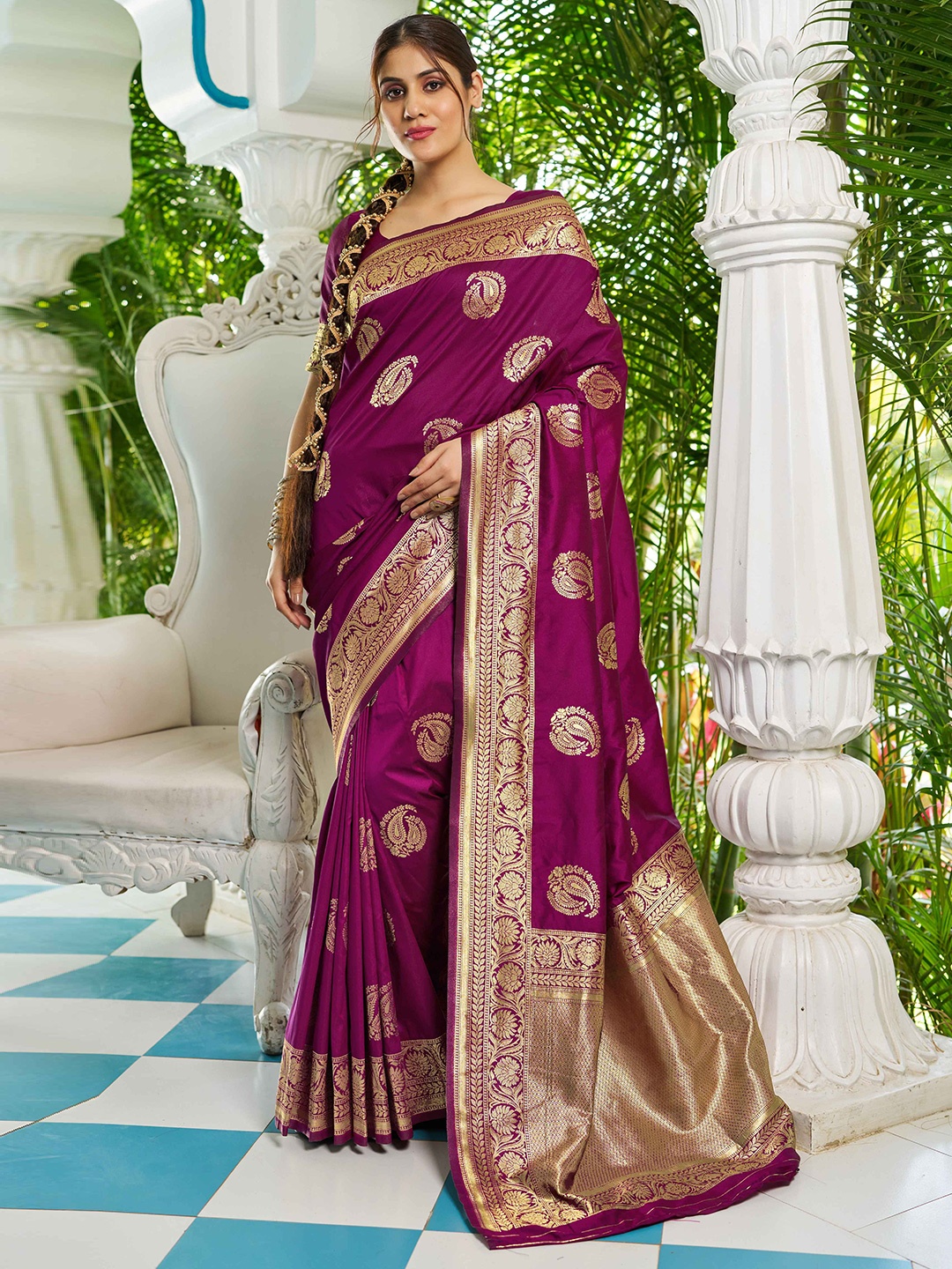 

SWORNOF Ethnic Motifs Zari Saree, Purple