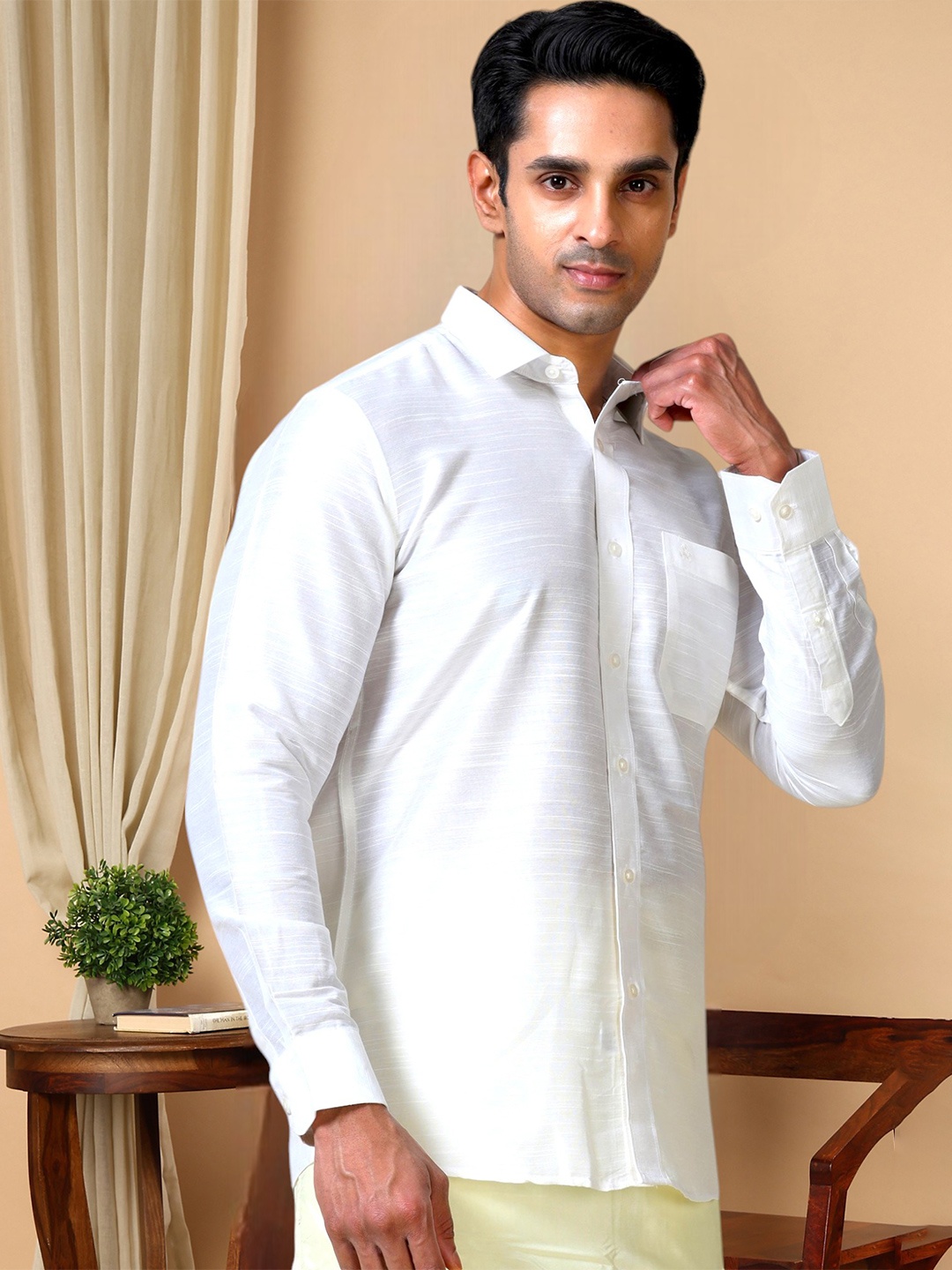 

TATTVA Classic Slim Fit Long Sleeves Ethnic Shirt, Off white