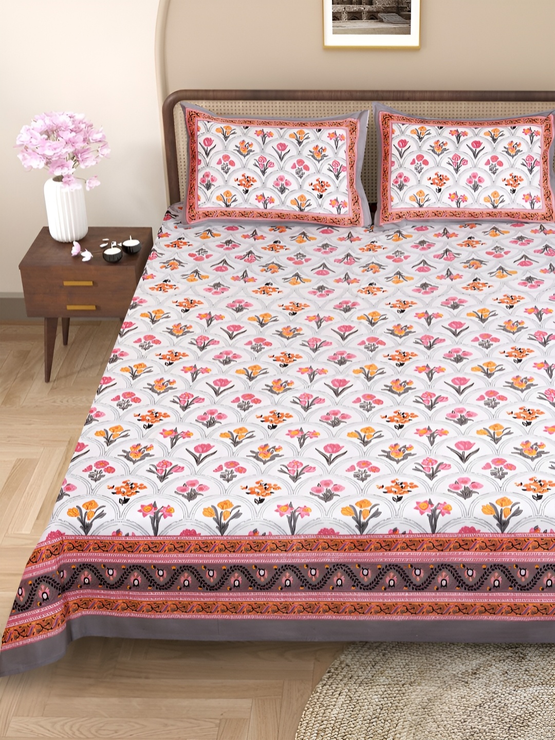 

ROMEE Pink & White Floral Print 220 TC Pure Cotton King Bedsheet with 2 Pillow Covers