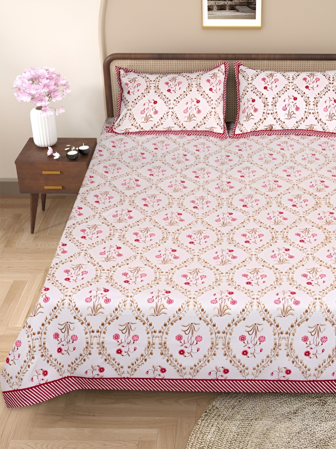 

ROMEE Cream & Brown Ethnic Print 220 TC Pure Cotton King Bedsheet with 2 Pillow Covers