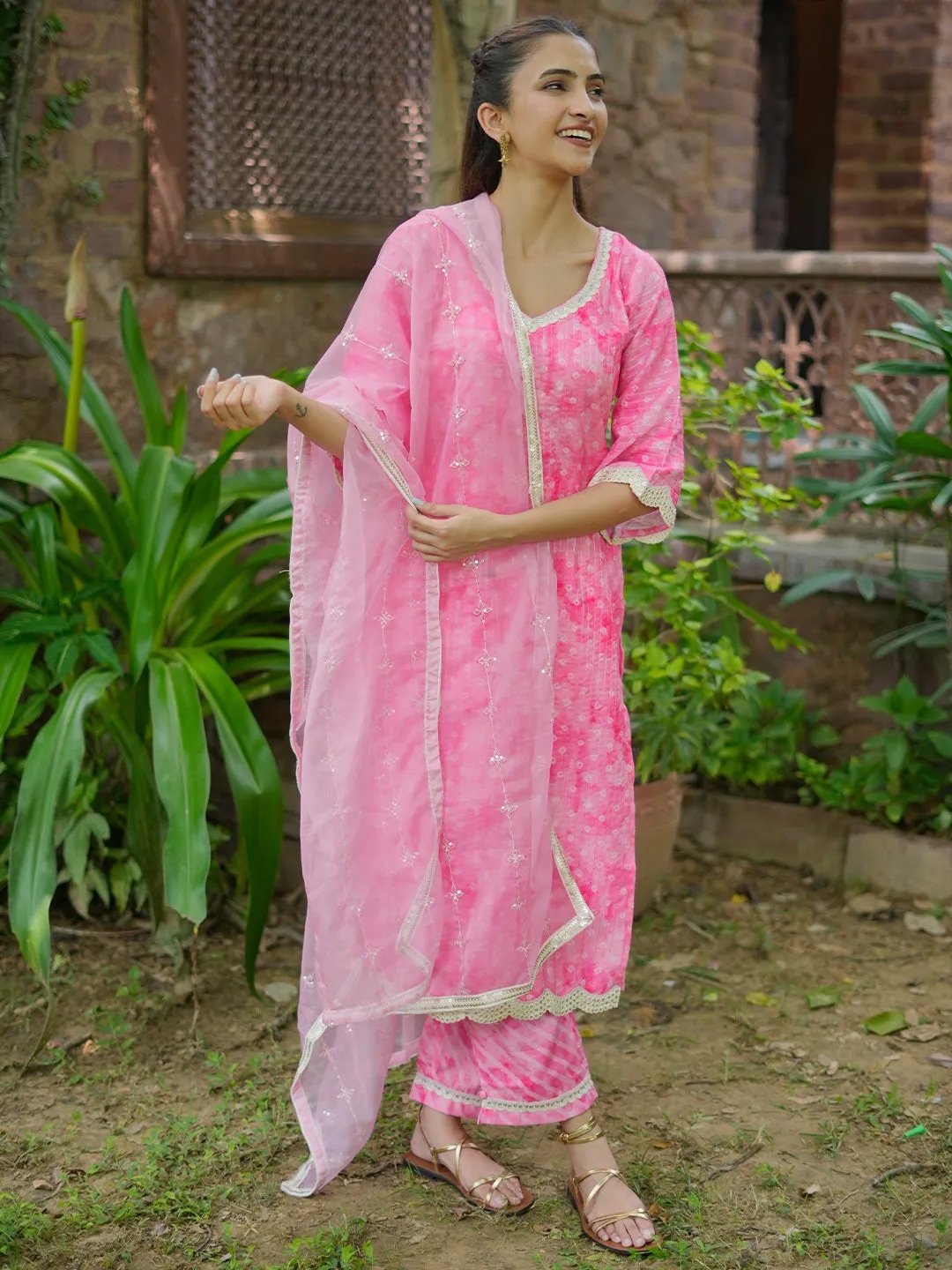 

Libas Ethnic Motifs Printed Regular Sequinned Kurta with Trousers & Dupatta, Pink